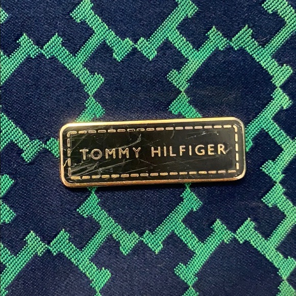 Tommy Hilfiger Crossbody Purse - Picture 7 of 12